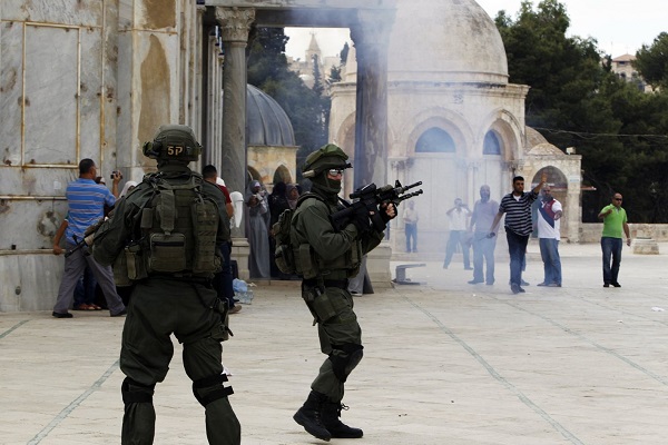 خلَّف 205 مصابين.. إدانات دولية لهجوم الصهاينة الوحشي ضد 